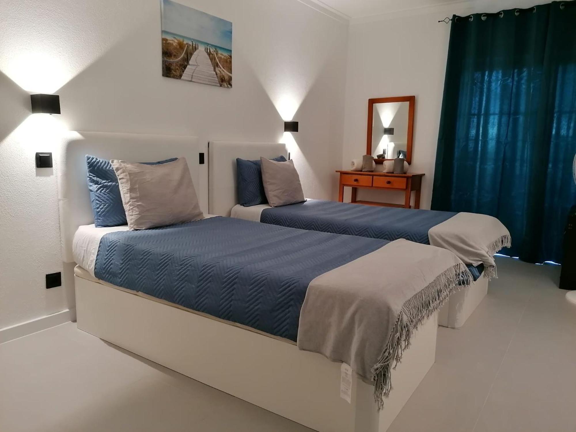Alvor - Vitors Plaza Apartamento Portimao Exterior photo