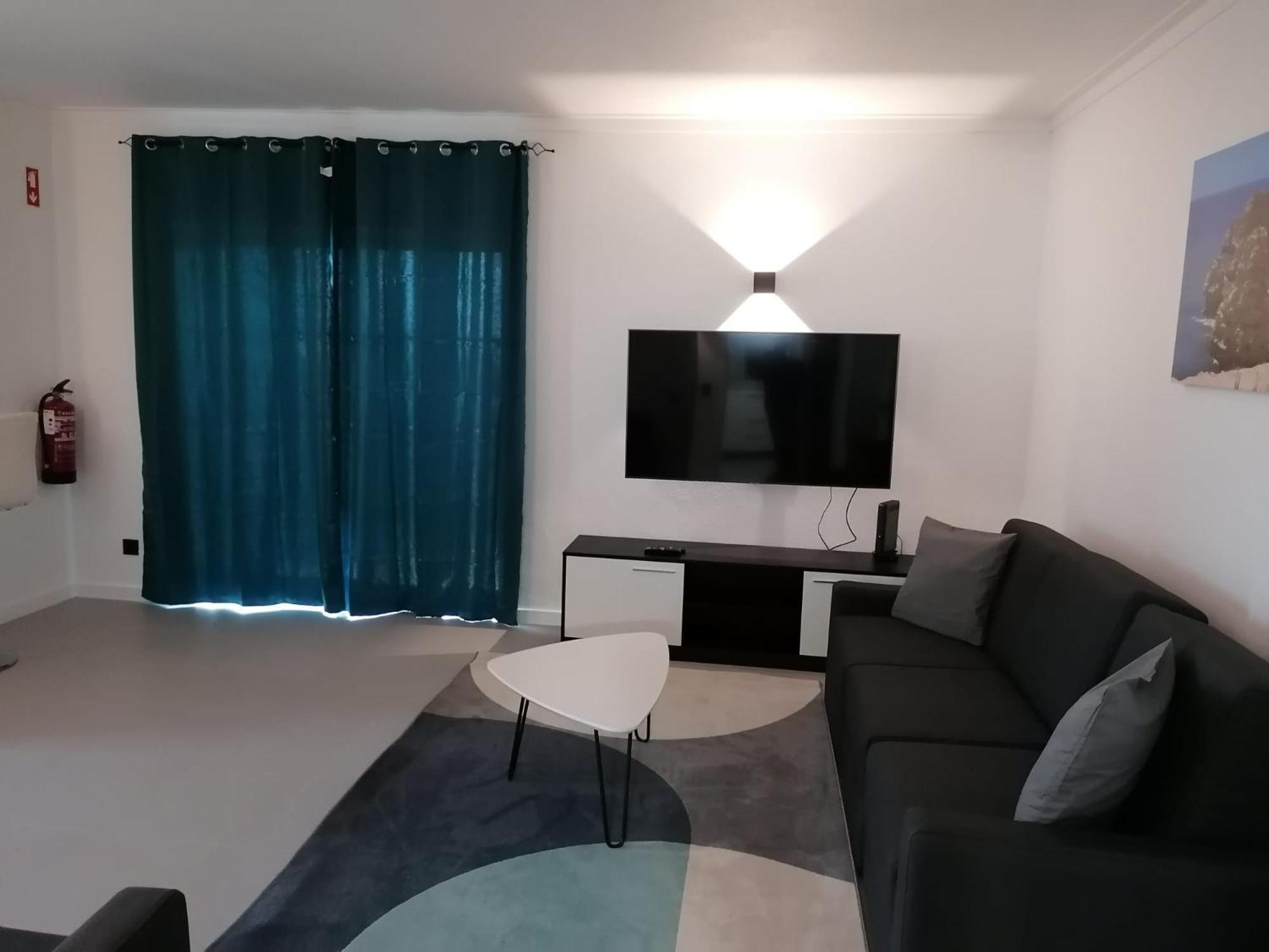 Alvor - Vitors Plaza Apartamento Portimao Exterior photo