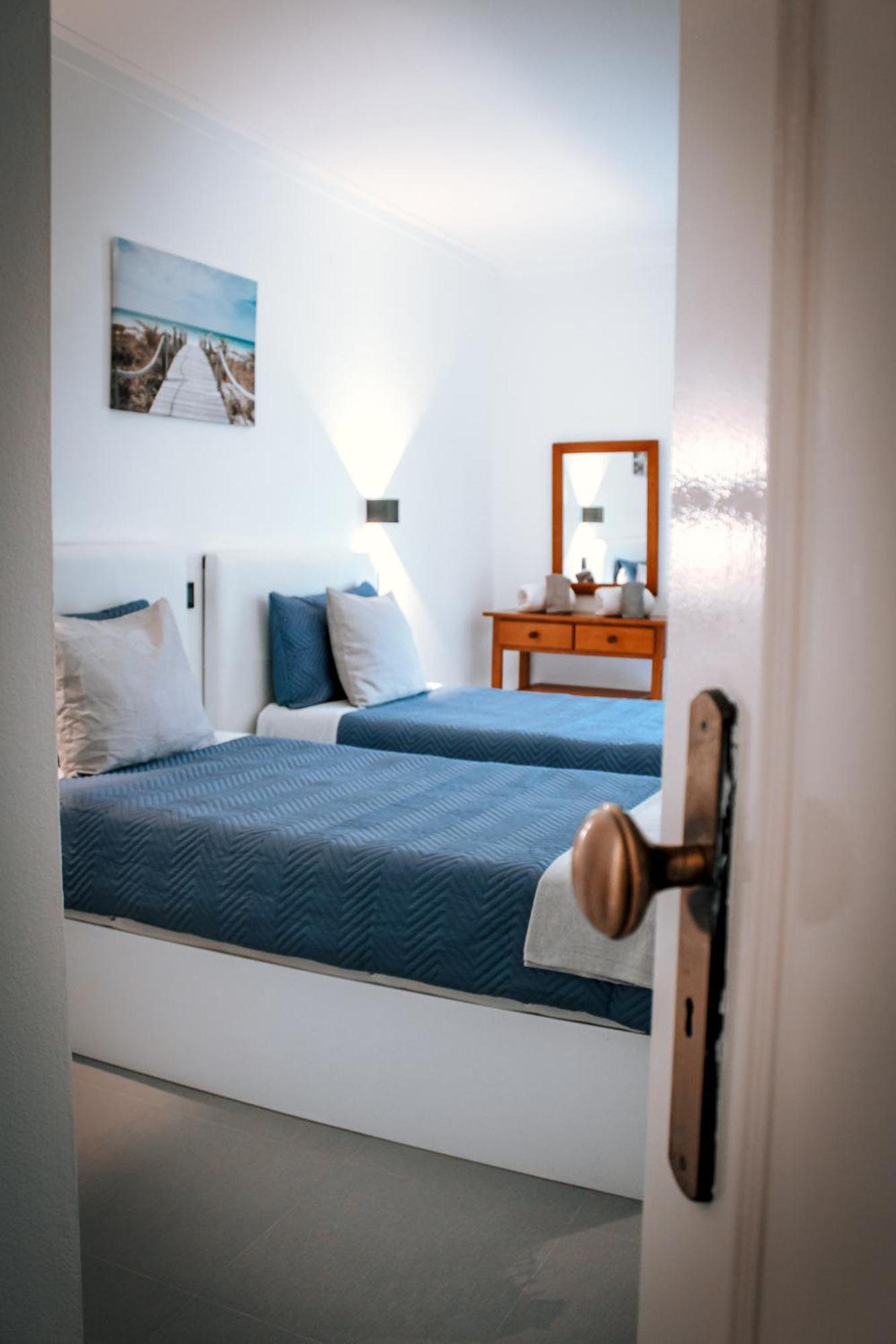 Alvor - Vitors Plaza Apartamento Portimao Exterior photo
